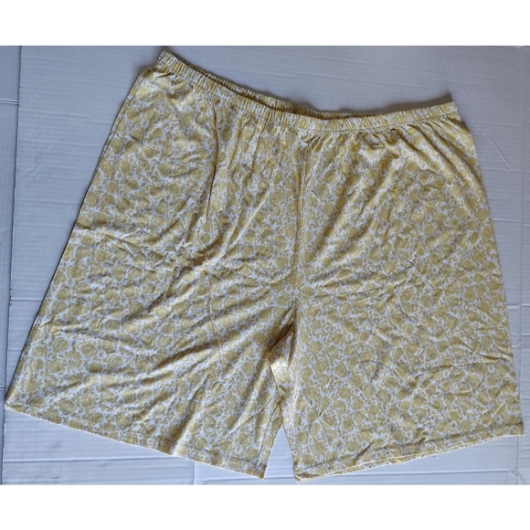 Cozee Corner Pajama Set Size 4X Short Sleeve Shirt & Shorts White Yellow Flowers - Picture 4 of 16
